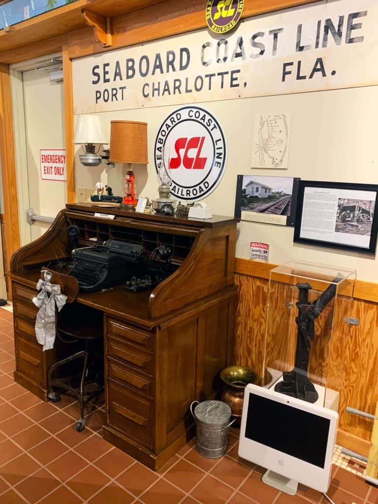 Desk on display inside the train museum.
